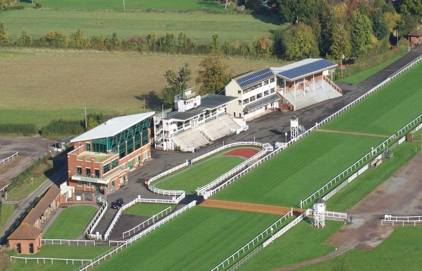 Taunton Racecourse - Leisure Page